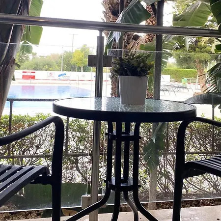 Apartment Coastal Escape *